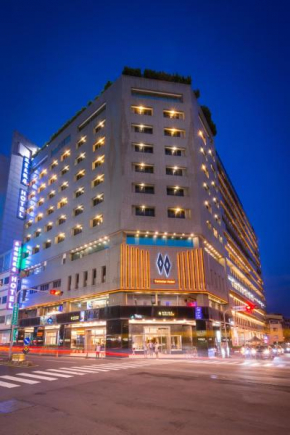 Отель Twinstar Hotel  Taichung City